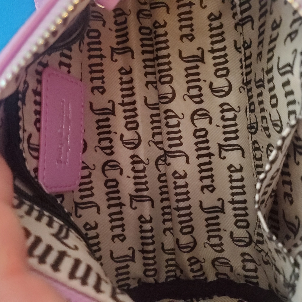 Juicy Couture Barrel Bag - Picture 2 of 3